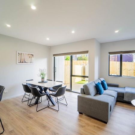 Вілла Modern Sunnyhills Town House Окленд Екстер'єр фото