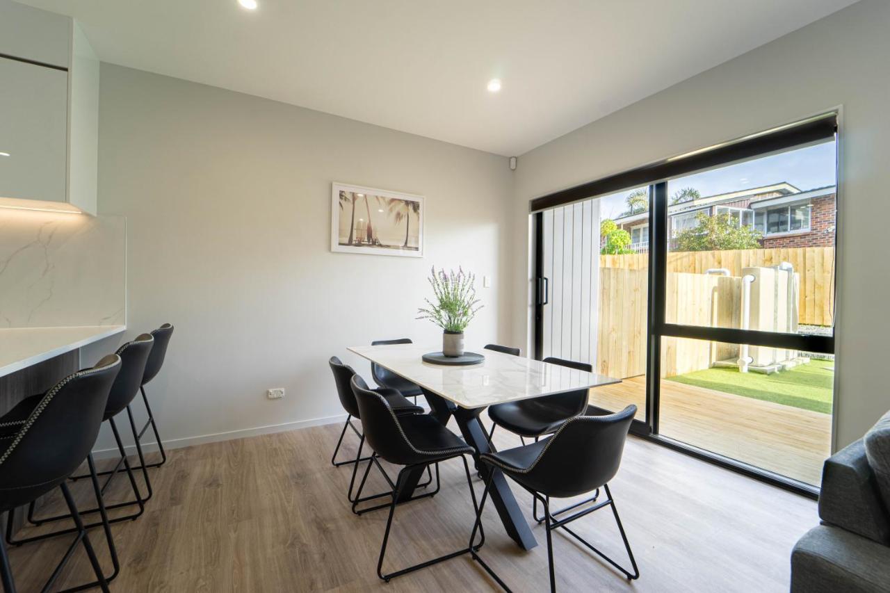Вілла Modern Sunnyhills Town House Окленд Екстер'єр фото