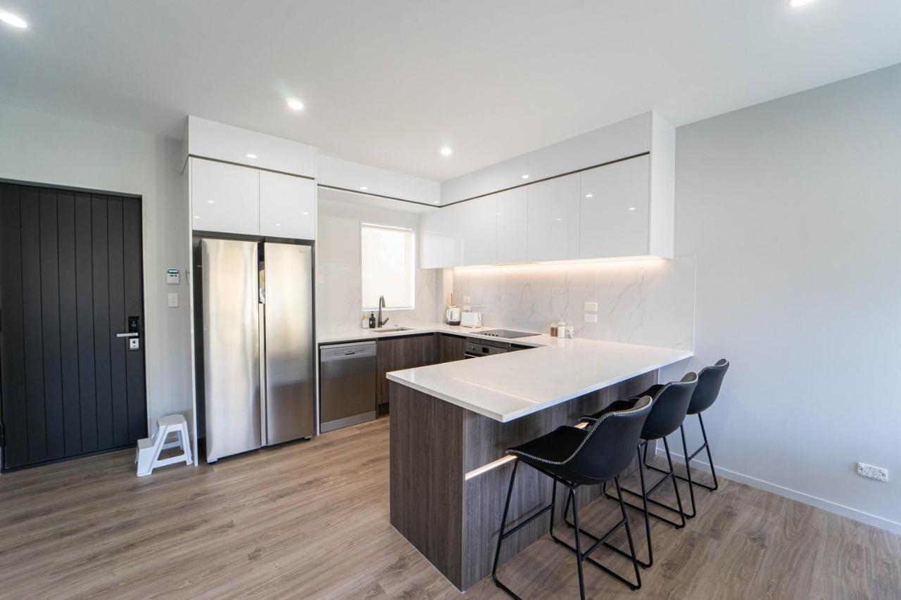 Вілла Modern Sunnyhills Town House Окленд Екстер'єр фото