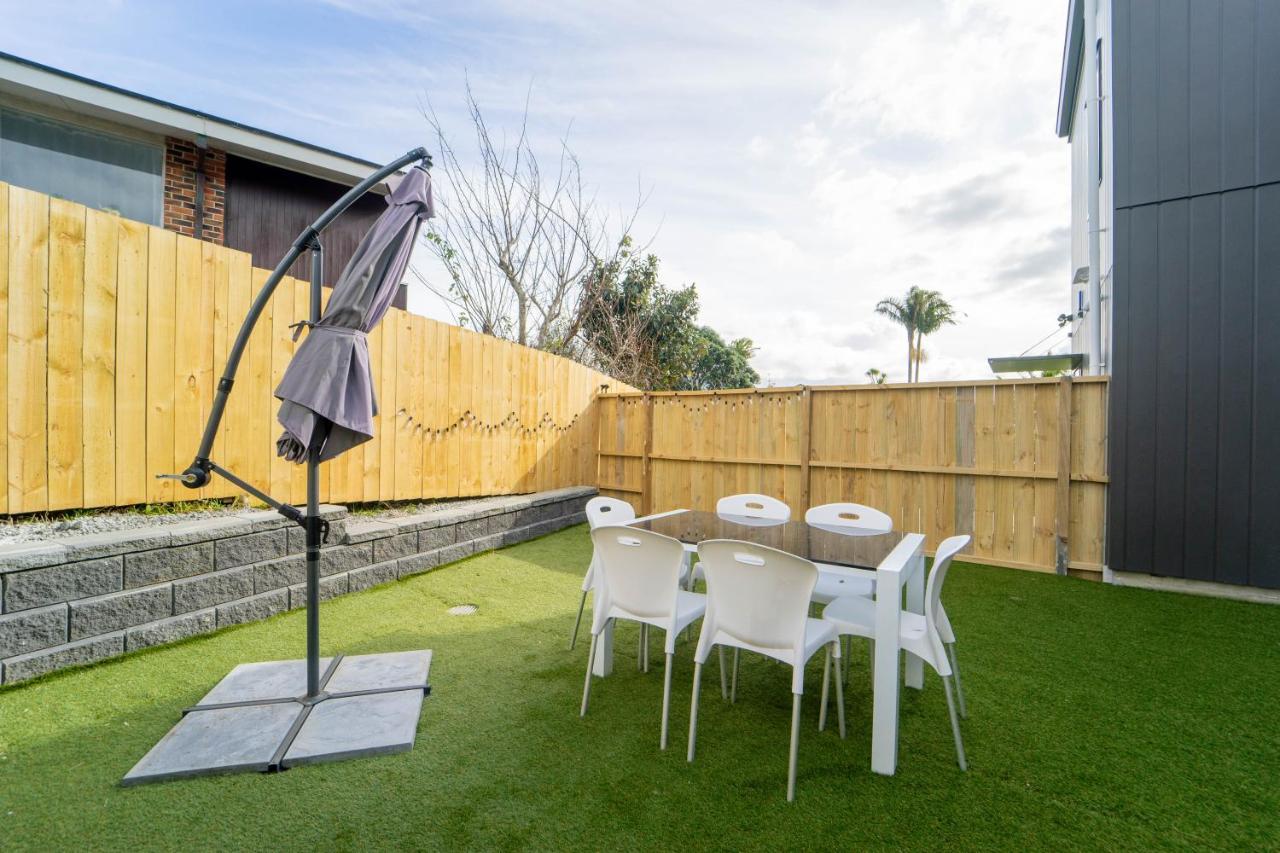 Вілла Modern Sunnyhills Town House Окленд Екстер'єр фото