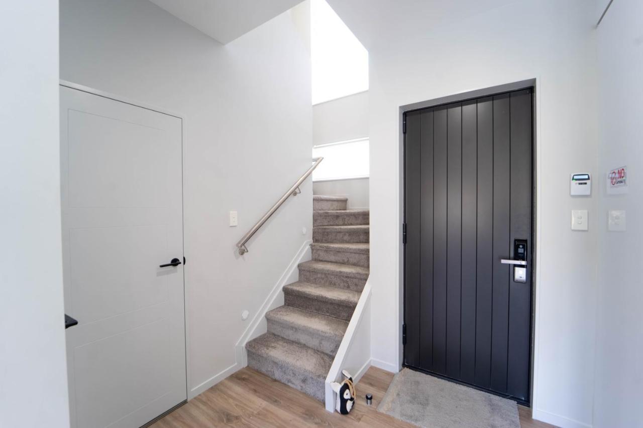 Вілла Modern Sunnyhills Town House Окленд Екстер'єр фото