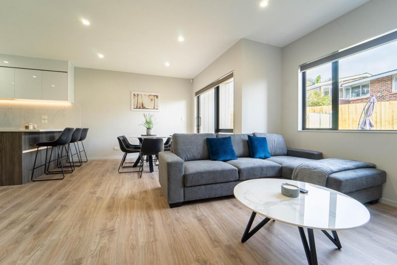 Вілла Modern Sunnyhills Town House Окленд Екстер'єр фото